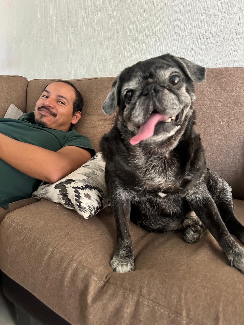 Carlitos L. — photo 2